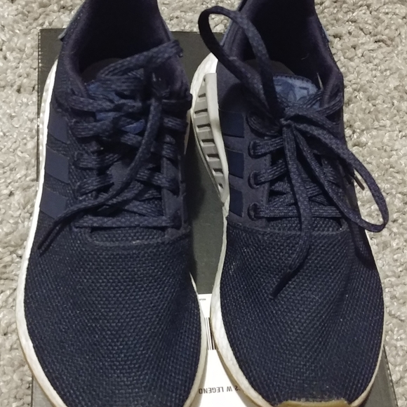 Adidas NMD R2 Women's 7.5 - Picture 3 of 7